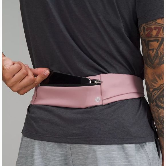 🍋LULULEMON ATHLETICA | Fast and Free Running Belt in Vintage Mauve - Picture 4 of 9